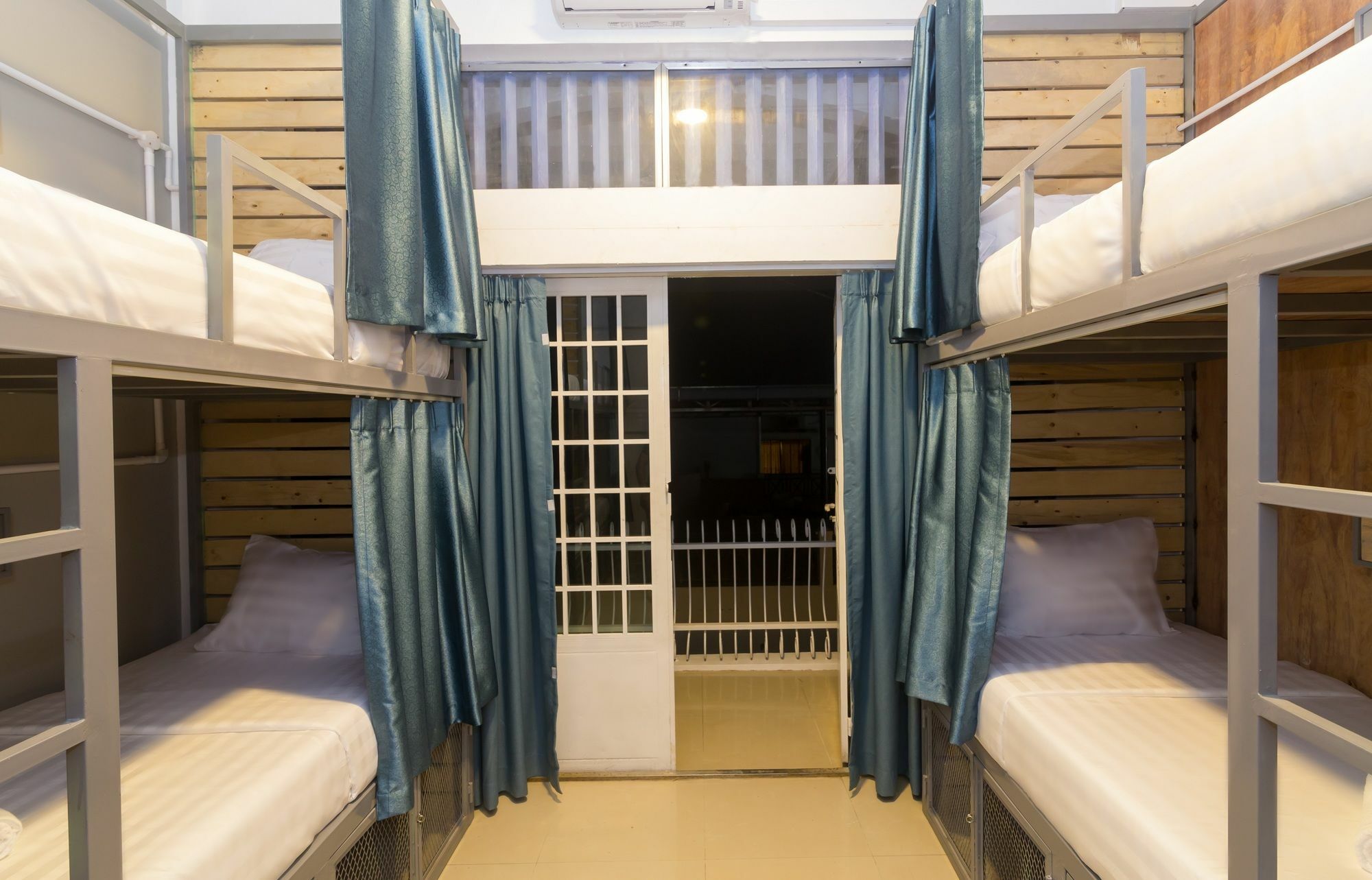 Oops Hostel Siem Reap Zewnętrze zdjęcie